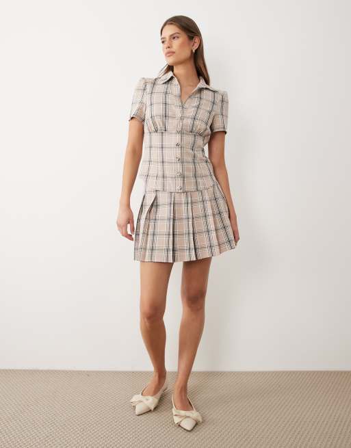 Miss Selfridge – Beigerutig, figursydd skjorta, del av set, 2 av 4