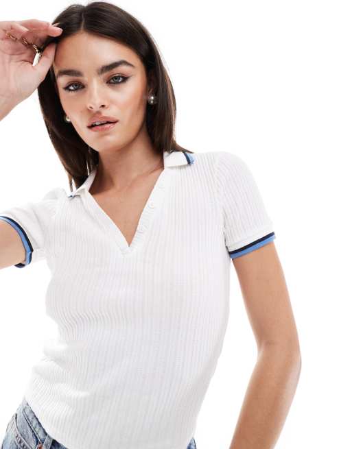 Miss Selfridge – Biały top z kołnierzykiem polo i lamówką