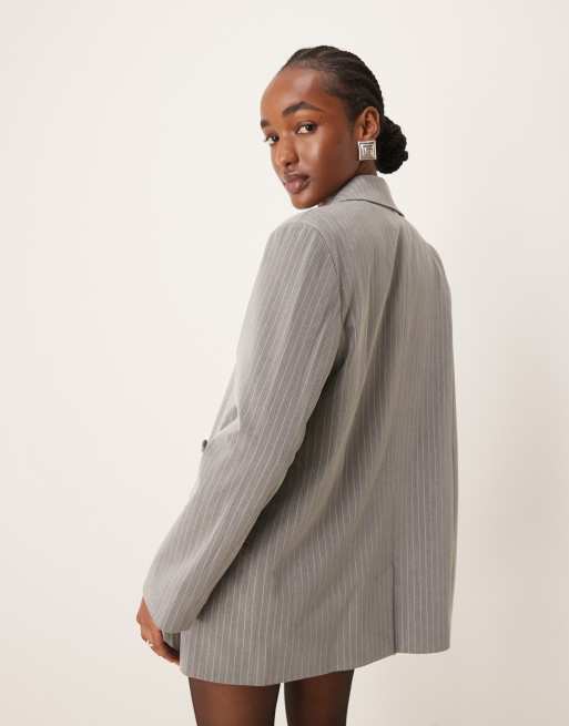 Miss Selfridge - Blazer oversize d'ensemble croisé à rayures fines - Gris, 3 de 4