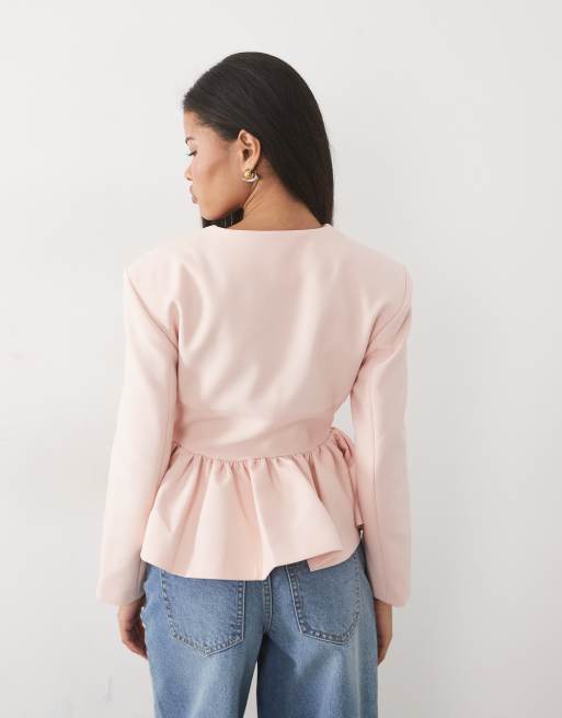 Miss Selfridge - blazer petite con corsé y sobrefalda en rosa, 4 de 4