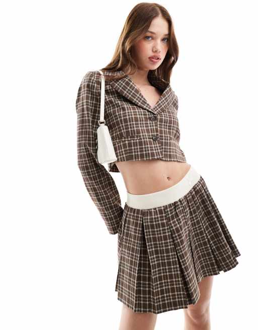 Miss Selfridge - Blazer taglio corto sartoriale marrone a quadri in coordinato