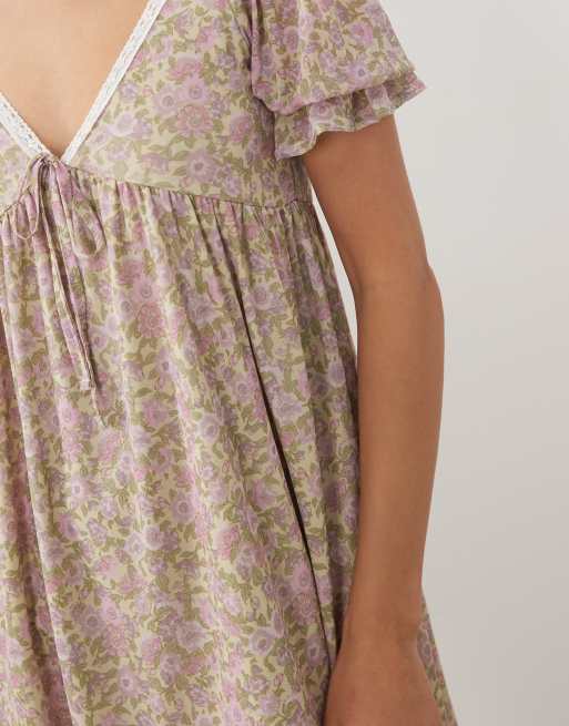 Miss Selfridge – Blommig miniklänning i babydoll-modell med puffärmar, 2 av 4