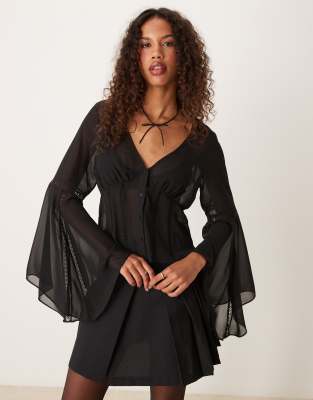 Miss Selfridge - Blouse à bords contrastants - Noir