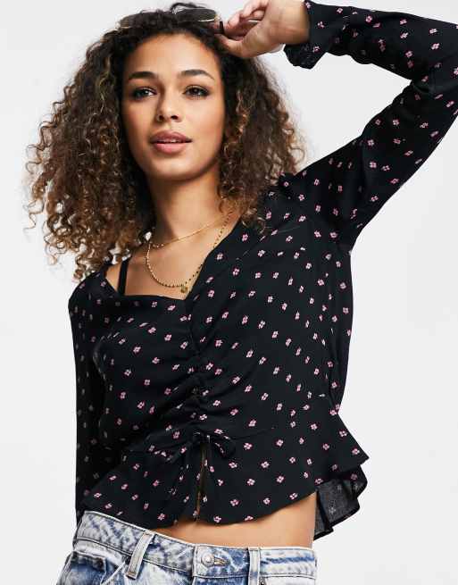 Miss Selfridge - Blouse froncée à manches longues et petites fleurs roses, 3 de 4