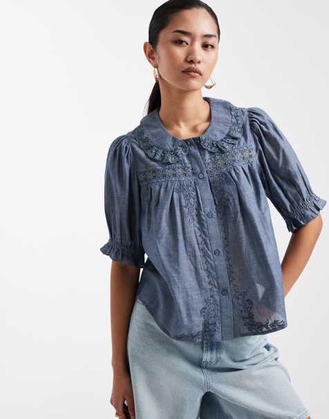 Miss Selfridge - Blusa in chambray con colletto alla Peter e dettagli in pizzo lavaggio medio - view 1