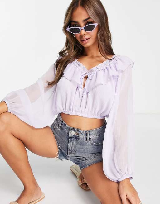 Miss Selfridge - Blusa in chiffon lilla con scollo rotondo e volant