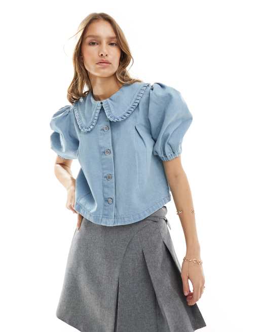 Miss Selfridge - Blusa lavaggio blu chiaro con colletto con volant