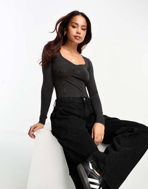 Miss Selfridge - Body a maniche lunghe grigio lavaggio acido con dettaglio a corsetto 