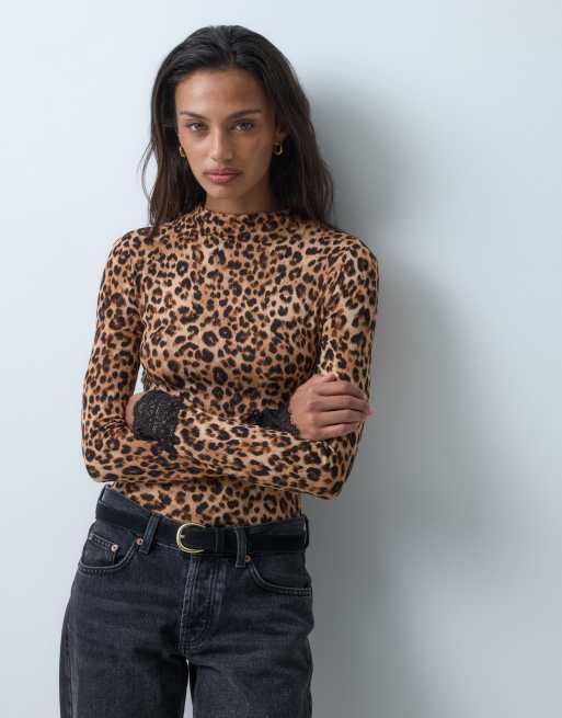Miss Selfridge body con collo a imbuto con polsini in pizzo e stampa animalier, 5 di 5