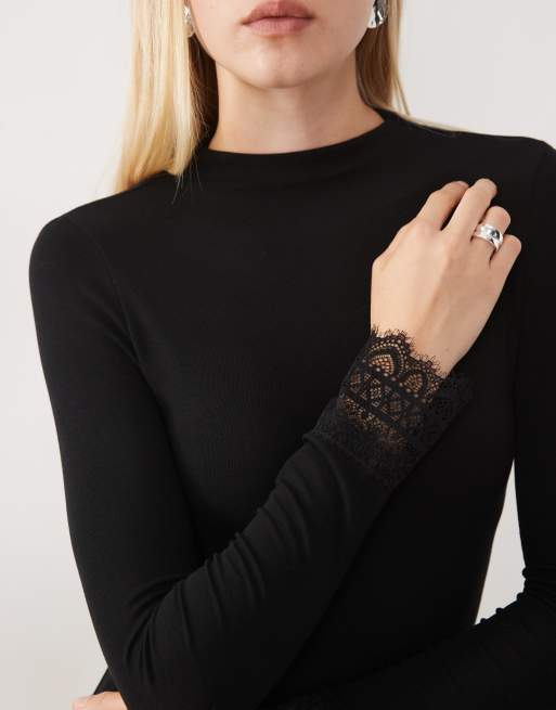 Miss Selfridge Body mit Stehkragen und Spitzenmanschetten in Schwarz, 3 von 4
