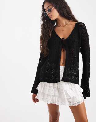 Miss Selfridge - Boho-Strickjacke in Schwarz mit gebundener Vorderseite