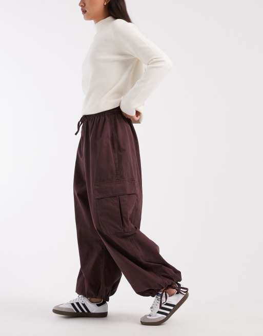 Miss Selfridge – Bordowe bojówki z balonowymi nogawkami, 2 z 5