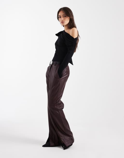 Miss Selfridge bow detail off the shoulder bodysuit in black, 4 of 4