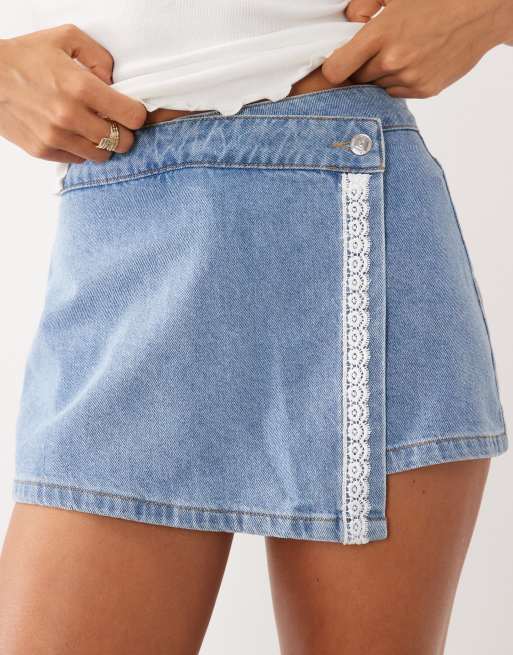 Miss Selfridge boxy denimskjorte med broderikant i mellemvask, 2 af 5