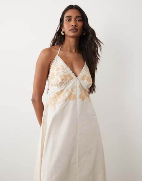 Miss Selfridge – Broderad maxiklänning med halterneck - view 1