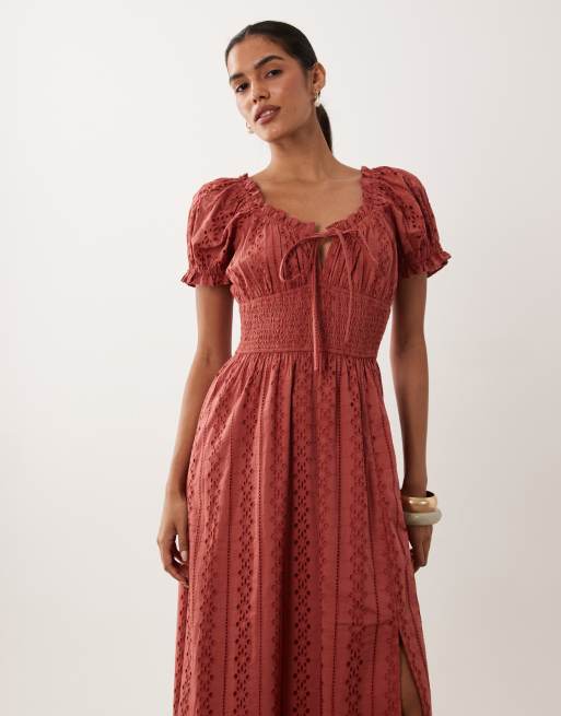 Miss Selfridge broderie milkmaid maxikjole i mauve, 4 af 4