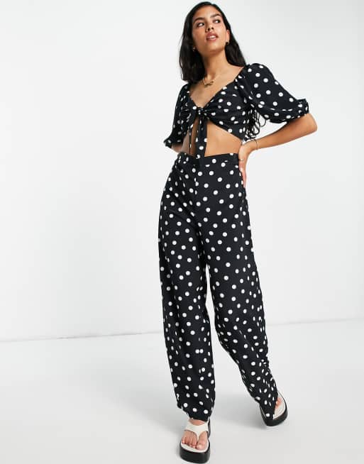 Miss Selfridge - Broek met wijde pijpen en zwart-witte stippenprint