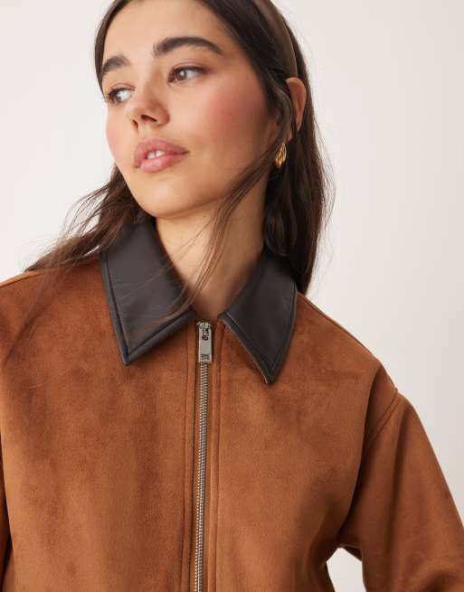 Miss Selfridge – Brun arbetsjacka i mockaimitation med kontrasterande manchesterkrage, 3 av 4