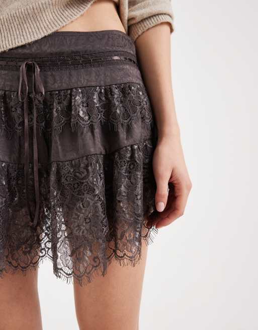 Miss Selfridge - Brun mininederdel i blondeblandet jacquard, 2 af 5
