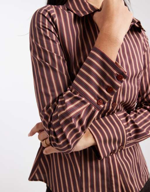 Miss Selfridge – Brunrandig, figursydd skjorta i poplin, 4 av 4