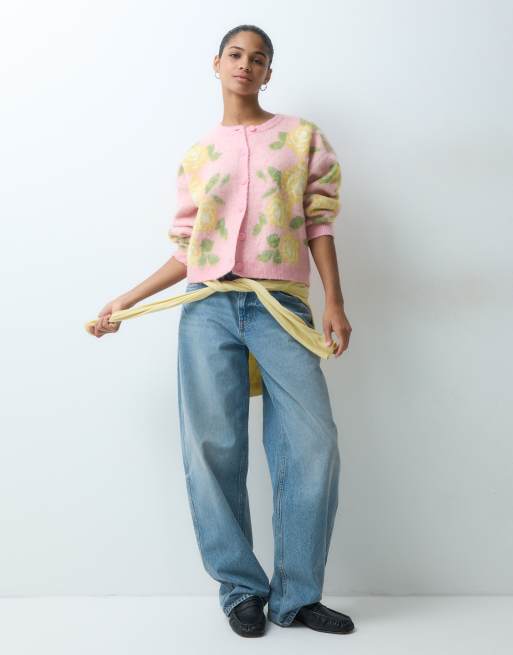 Miss Selfridge brushed floral crew neck cardigan in soft pink, 2 of 4