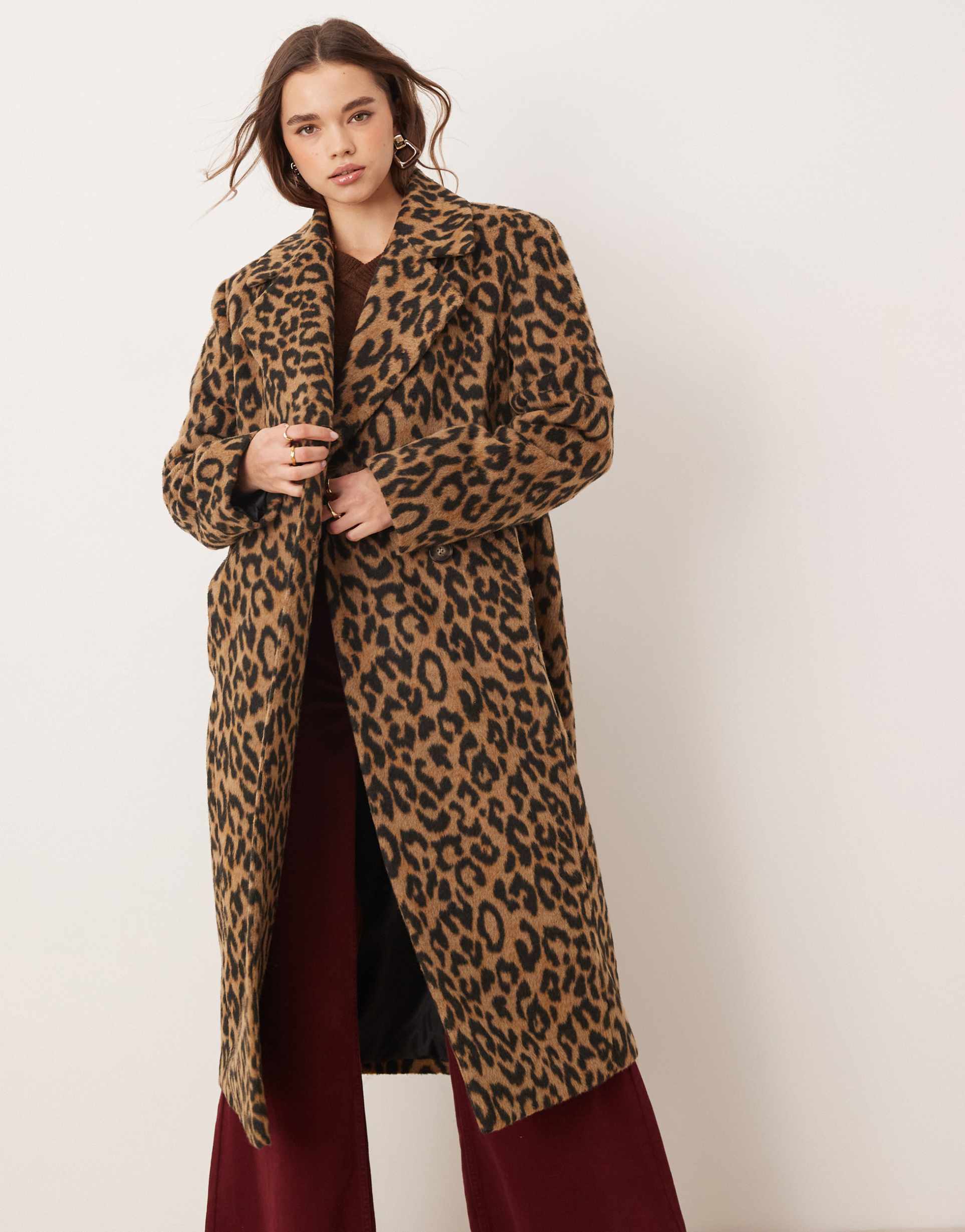 miss selfridge brushed oversized maxi coat in leopard print