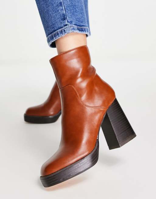 miss selfridge tan boots