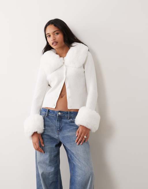 Miss Selfridge button through cardigan with fur collar and cuff in cream, 4 of 4