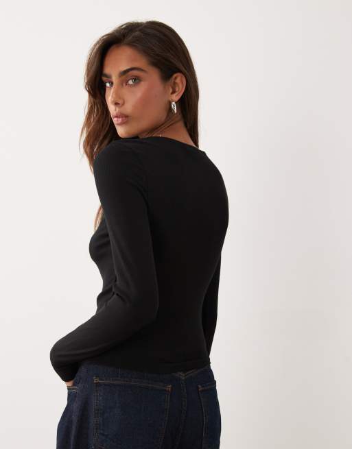Miss Selfridge button through long sleeve top in black, 3 of 4