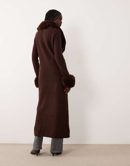 Miss Selfridge button through longline cardigan with fur collar and cuff in chocolate, 4 of 4