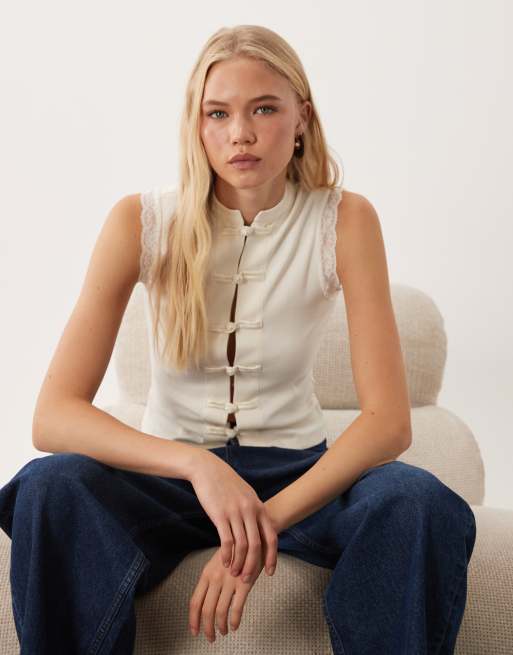 Miss Selfridge button top top with mandarin collar and lace trim in cream, 3 of 4