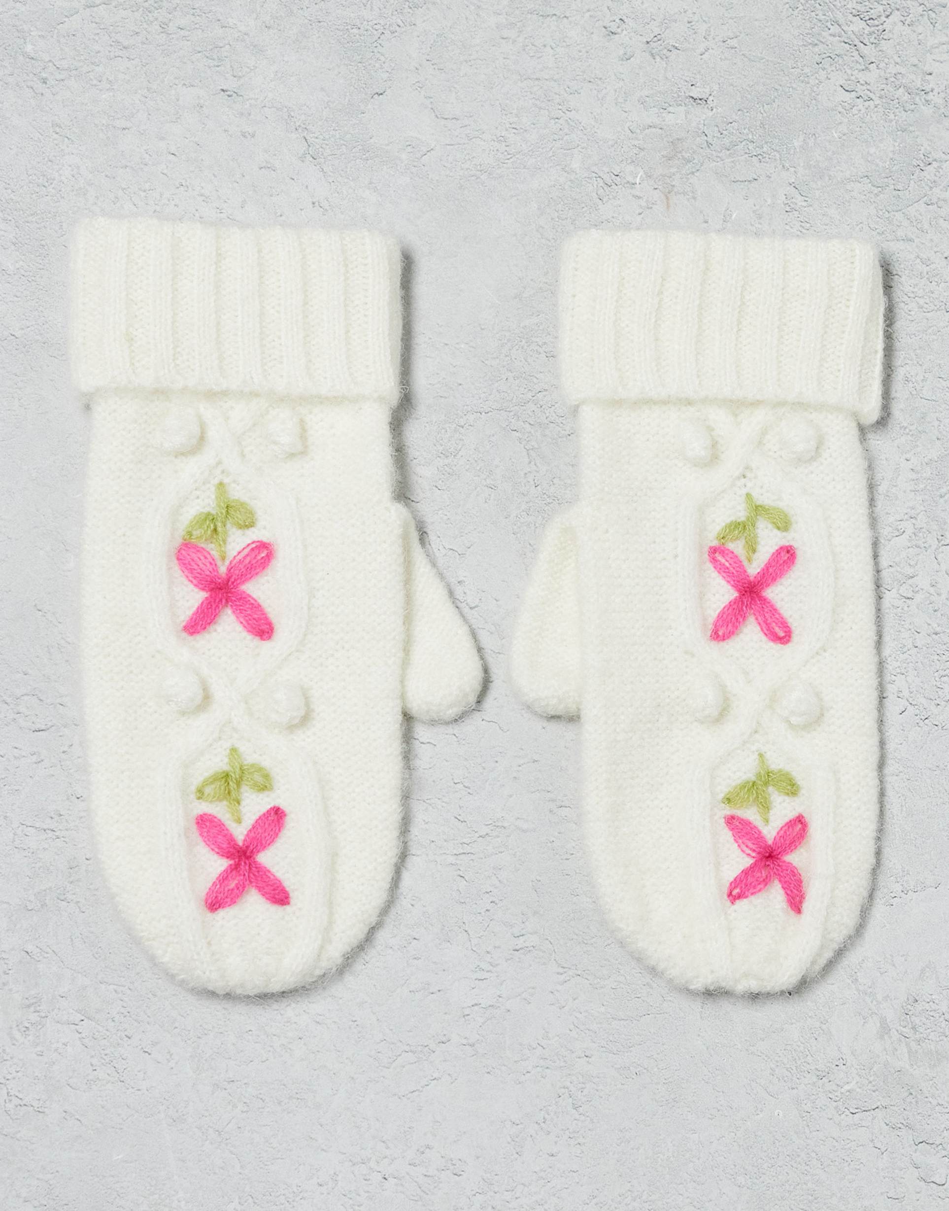 miss selfridge cable embroidered knit gloves in cream