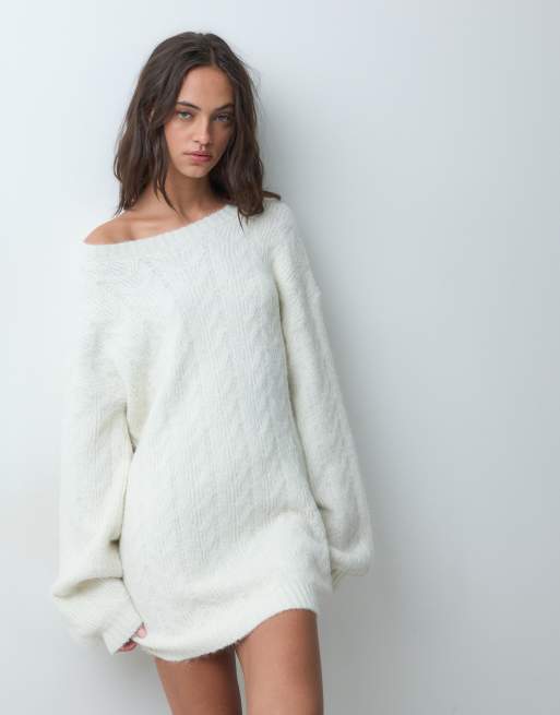 Miss Selfridge cable knit bow detail mini dress in cream, 3 of 5