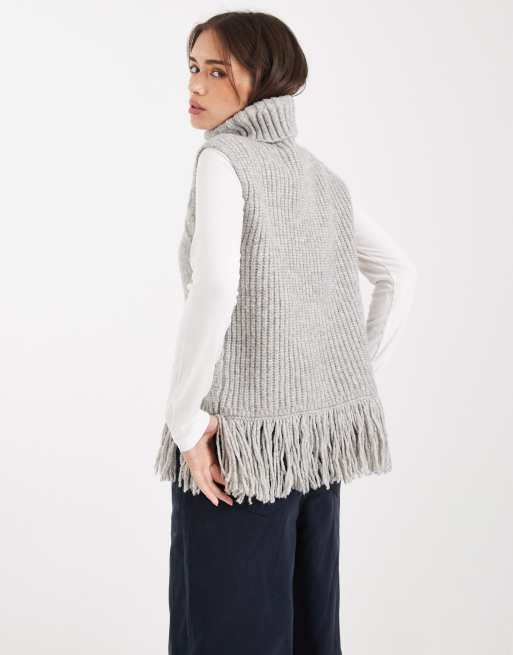 Miss Selfridge cable knit oversized fringe tank in grey marl, 3 of 4