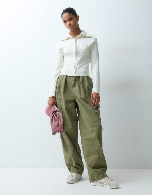 Miss Selfridge cable knit zip through long sleeve top in cream, 3 of 4