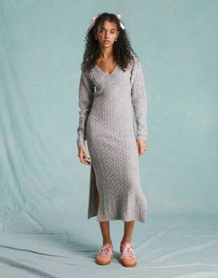 Miss Selfridge cable v neck fitted midi dress in pale grey marl | ASOS
