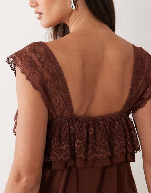 Miss Selfridge cami-top med blondekant i chokoladebrun, 2 af 4