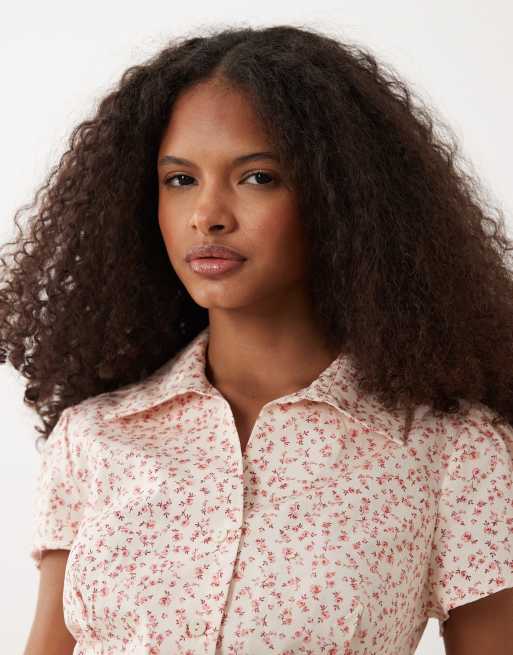 Miss Selfridge - Camicia aderente a maniche corte in popeline rosa a fiorellini, 3 di 4