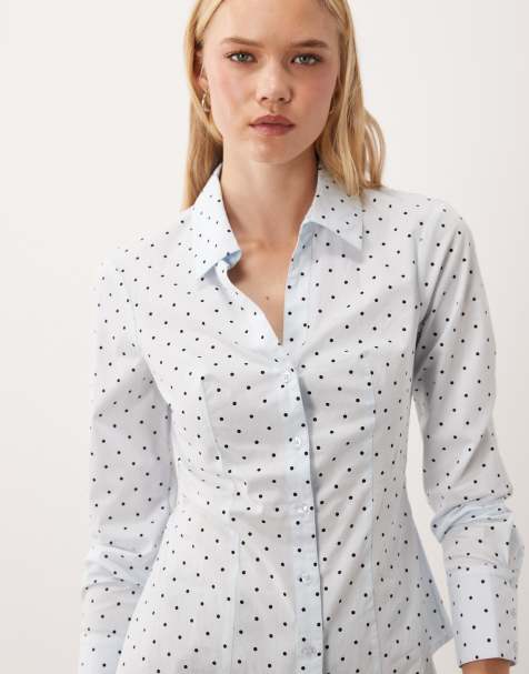 Miss Selfridge - camisa entallada de popelina azul con lunares - view 1