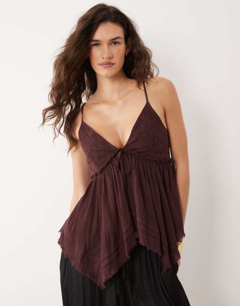 Miss Selfridge – Camisole in Schokobraun mit Zipfelsaum - view 1