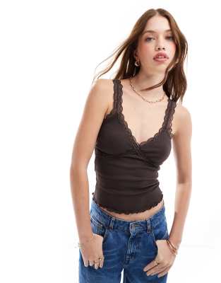 Miss Selfridge - Camisole in Schokoladenbraun mit Spitzenbesatz-Brown