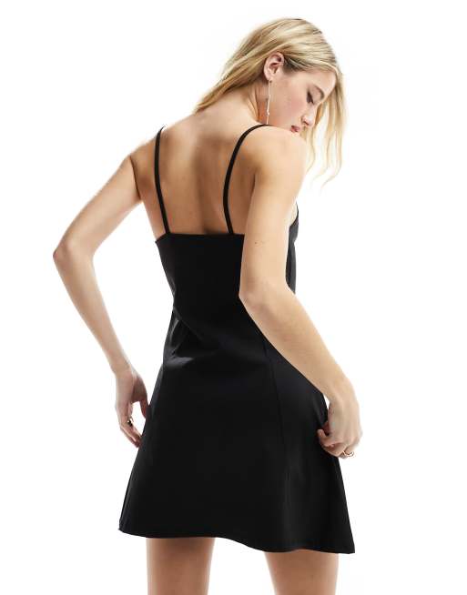 Miss Selfridge – Camisole-Kleid in Schwarz mit Spitzenbesatz und Schleife, 3 von 4