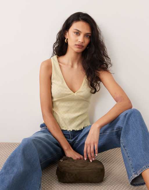 Miss Selfridge - Canotta traforata a V color latticello con finiture in pizzo