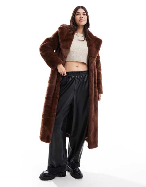 Miss Selfridge - Cappotto lungo in pelliccia sintetica marrone cioccolato intenso - view 1