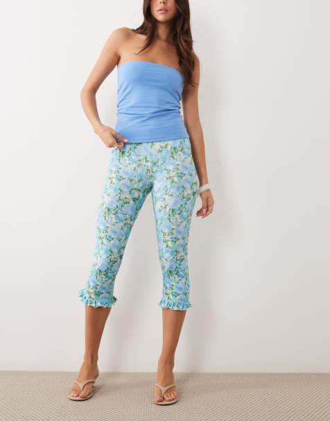 Miss Selfridge – Caprihose mit Vintage-Blumenmuster - view 1