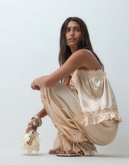 Miss Selfridge - Caraco d'ensemble en satin et dentelle - Blush, 3 de 4