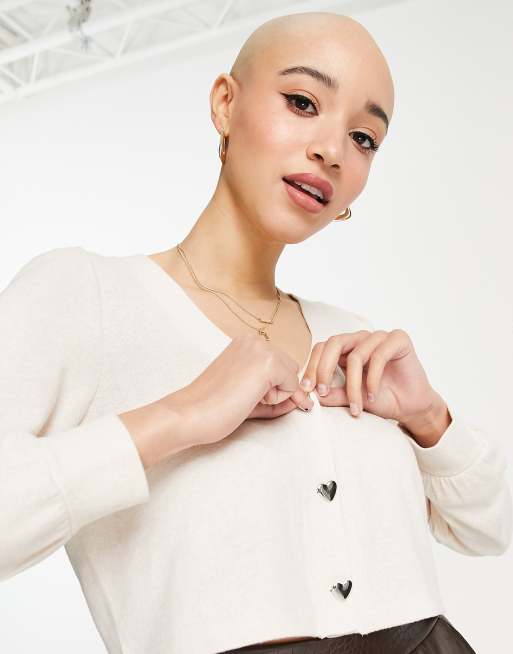 Miss Selfridge - Cardigan a maniche lunghe color avena con bottoni a cuore