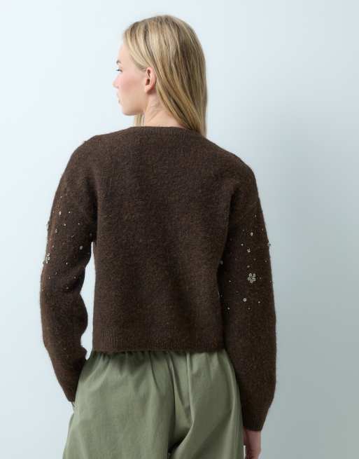 Miss Selfridge cárdigan abotonado con detalle de bolsillos en chocolate, 2 de 4