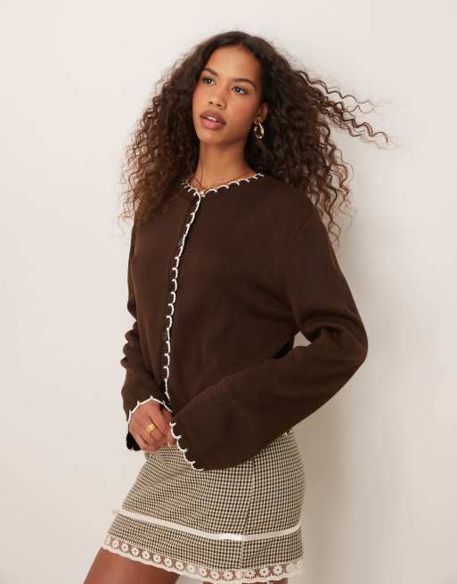 Miss Selfridge - Cardigan color cioccolato con impunture