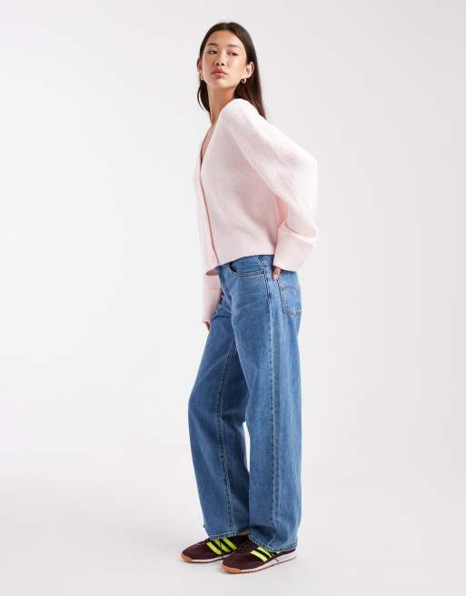 Miss Selfridge - Cardigan color rosa tenue con scollo a V e polsini ampi, 2 di 4